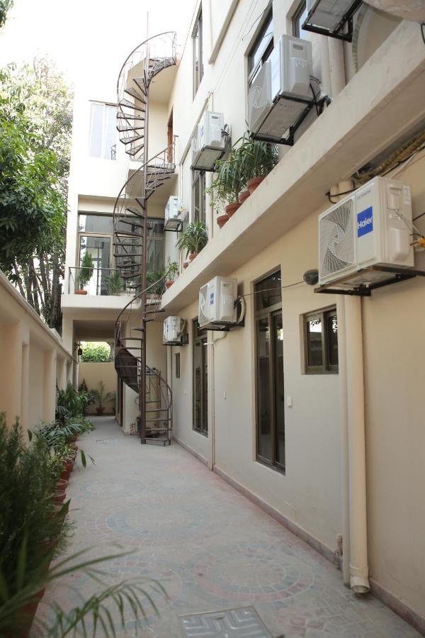 Premier Inn Grand Gulberg Lahore Exterior photo